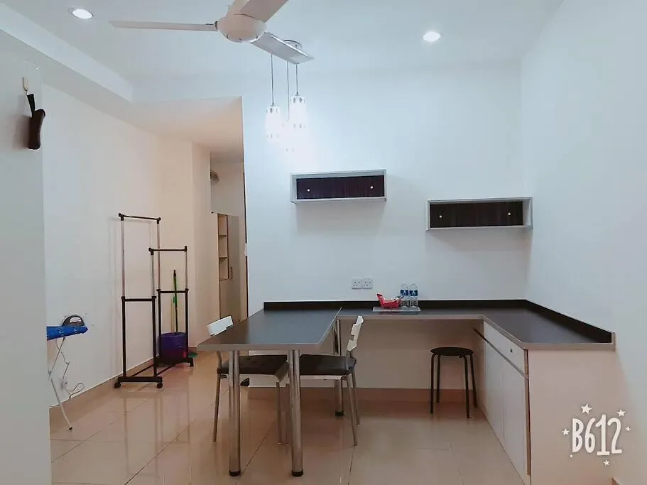 #10 Studio Ss15 First Subang Courtyard--2Mins To Ss15 Lrt !2-3Pax! Subang Jaya Apartment